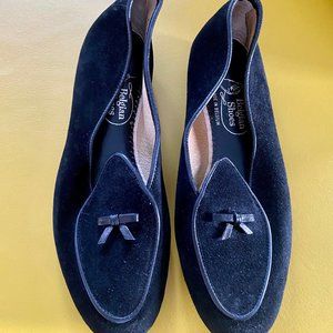 EUC Black Suede Belgian Shoes loafers 6.5